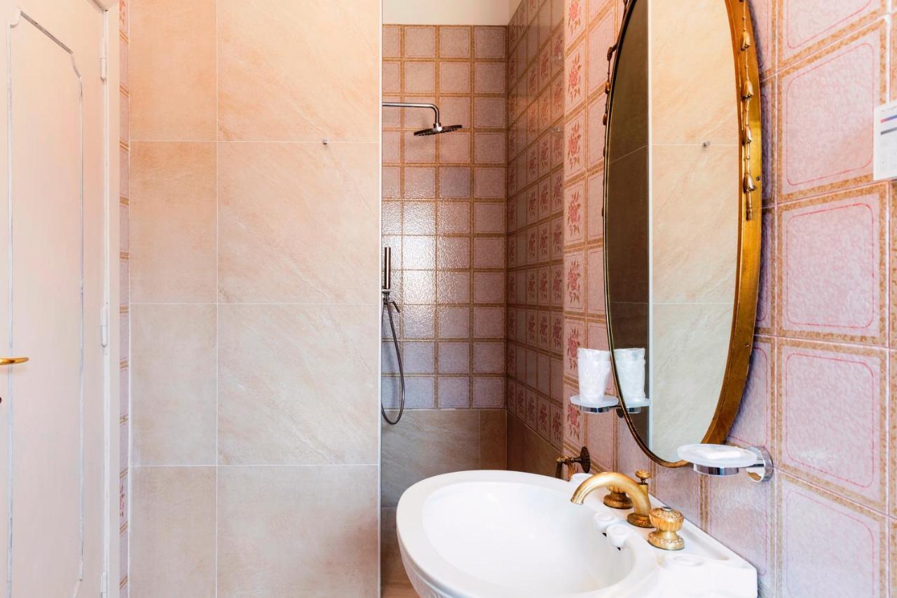 Roma Talenti Fucini B&B المظهر الخارجي الصورة